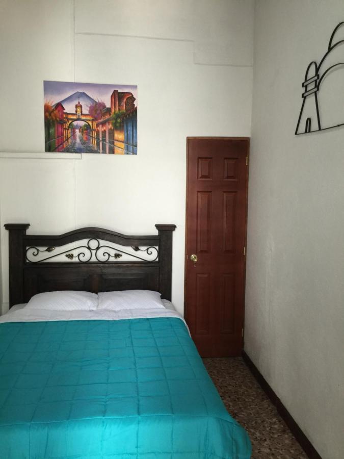 Feathers Hotel & Lounge Antigua Bagian luar foto