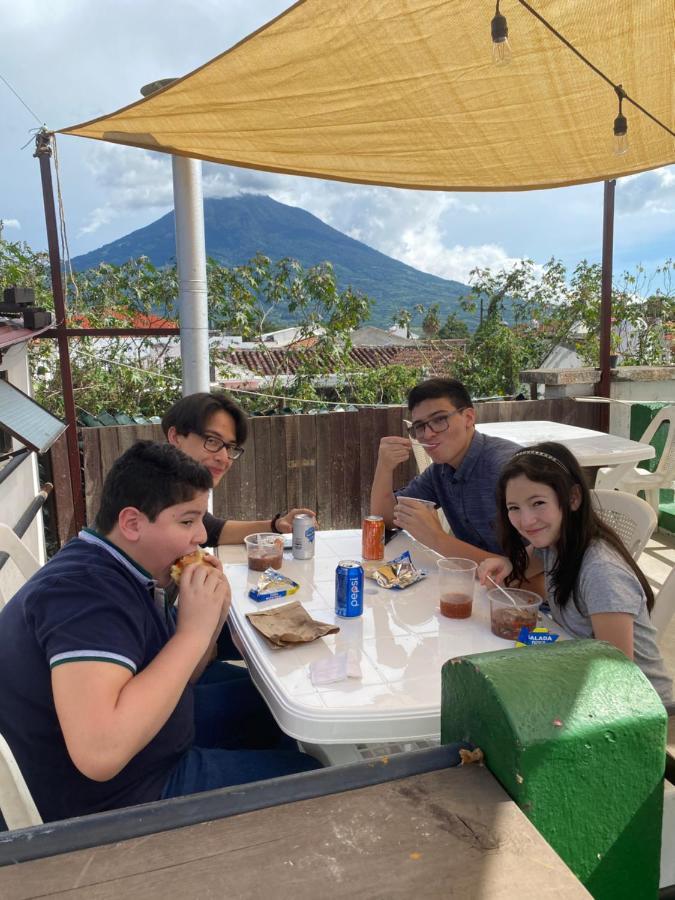 Feathers Hotel & Lounge Antigua Bagian luar foto