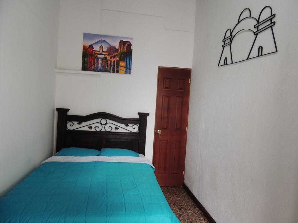 Feathers Hotel & Lounge Antigua Bagian luar foto